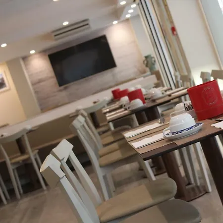 Hotel Mauri 3*