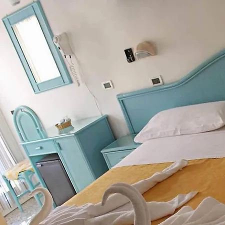 Mauri Hotell